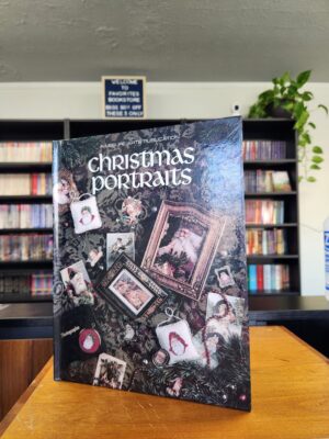 LEISURE ARTS ?Christmas Portraits? Book Three - Colorful Cross-Stitch Patterns